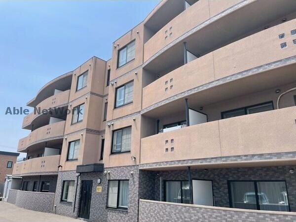 サイレンスウエストの物件外観写真