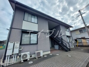 ハーモニーハイツ B棟外観写真