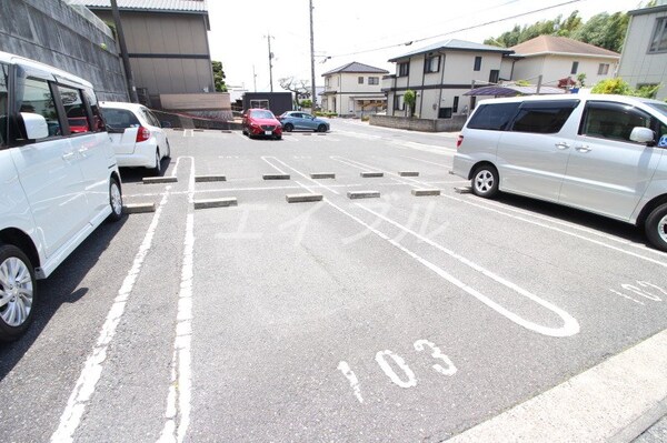 駐車場(駐車場)