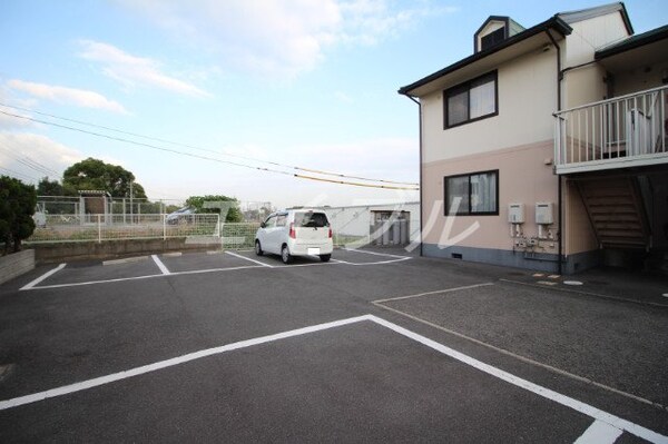 駐車場(駐車場)