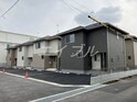 ラ・クレセント　E