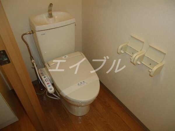 トイレ(シャワー付トイレ)