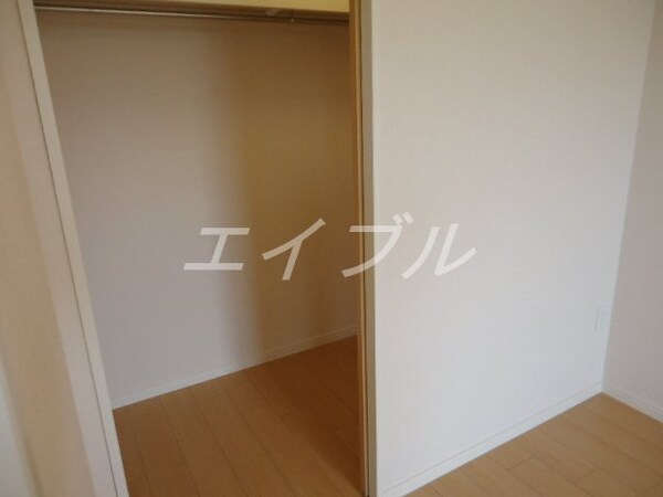 収納(ウォークインクローゼット)