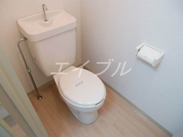 トイレ(同タイプのお部屋の写真です)