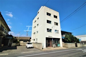 清花ビル外観写真