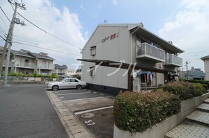 エステート芳泉　Ⅰ棟外観写真