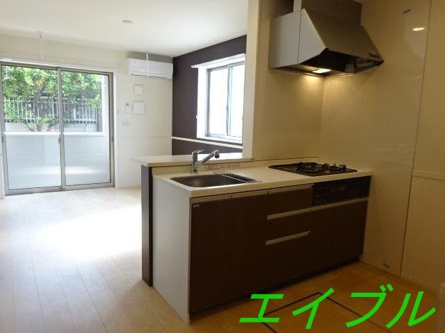 物件内観写真6　(リビング（イメージ）)