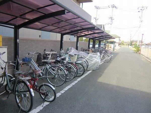 その他(駐輪場)