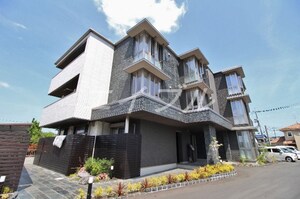 ファーストヒルズ外観写真