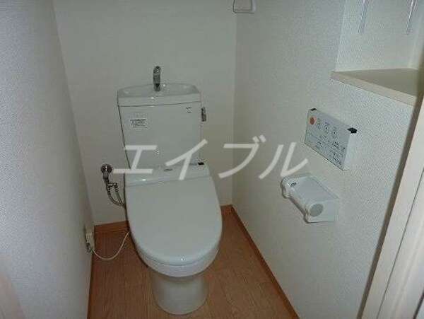 トイレ(※同タイプのお部屋の写真です)