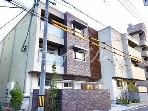アベニール千鶴外観写真