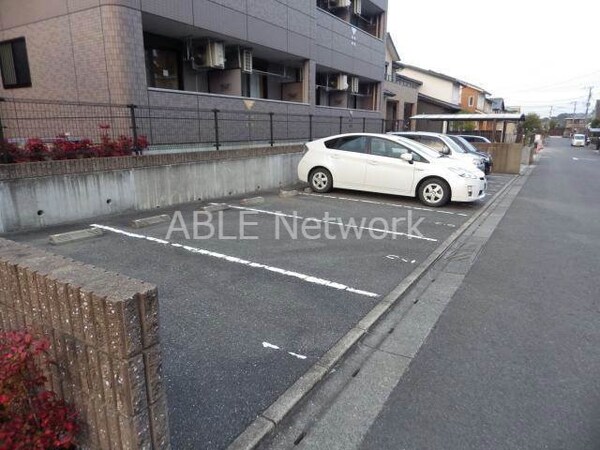 駐車場(駐車場)