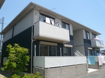 シュトラールC棟の外観写真