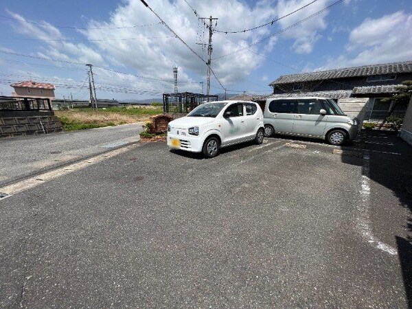 駐車場(駐車場)