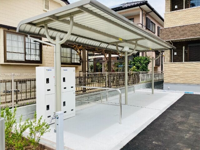 物件外観写真5　(駐輪場)