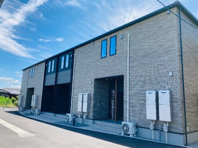 ブリアンメゾンみやき Bの物件外観写真