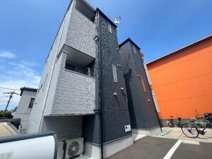 CB鳥栖ベノワ外観写真