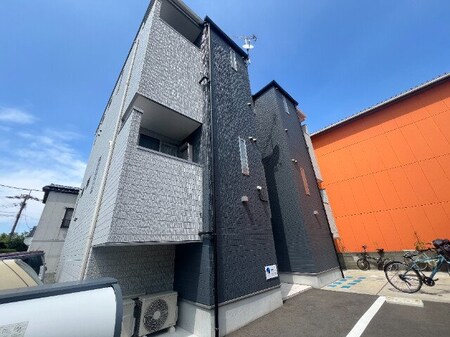 CB鳥栖ベノワ外観写真