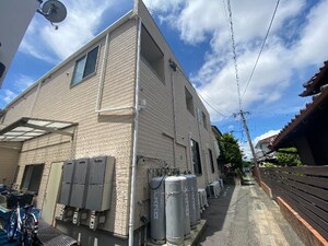 moco外観写真