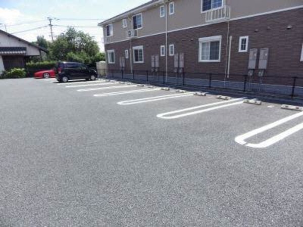 駐車場(駐車場)