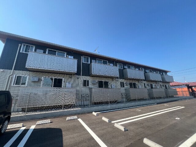 ロイヤルタウン上峰Bの物件外観写真