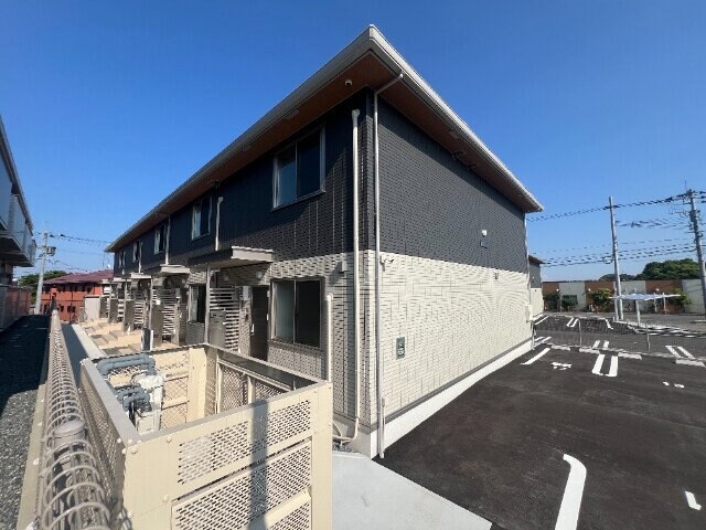 ロイヤルタウン上峰Bの物件外観写真