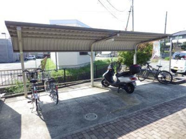 その他共有部分(駐輪場)