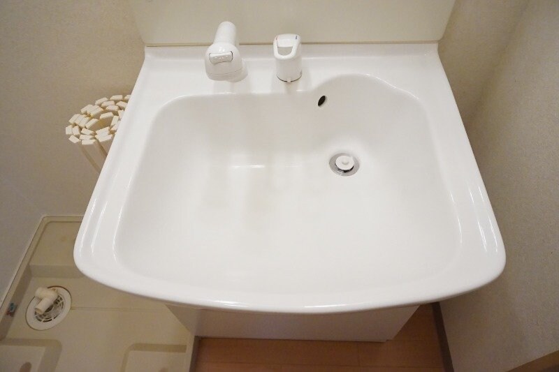 物件内観写真8　(洗面所)