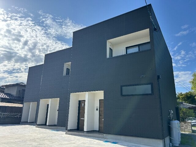 アレイ11 B棟の物件外観写真