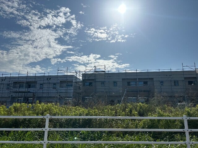 物件外観写真1　(建築中)