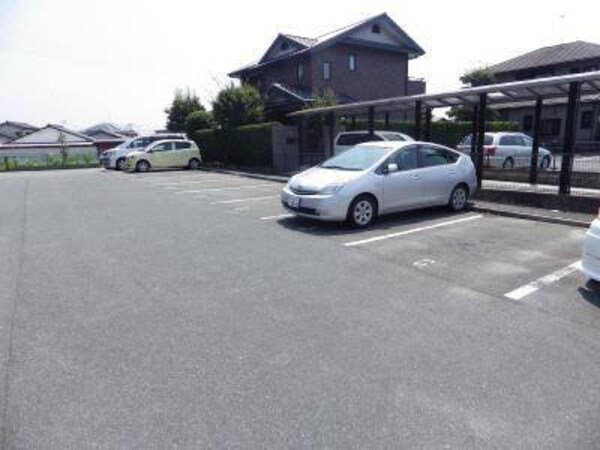 駐車場(駐車場)