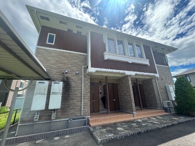 サンライフ上峰 Ⅱの物件外観写真