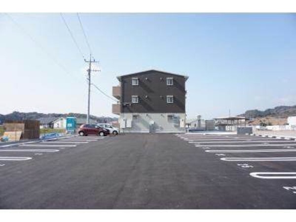 駐車場(駐車場)
