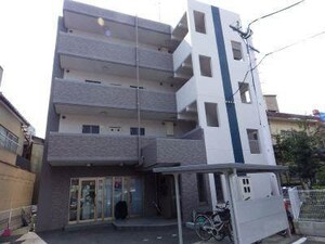 シュトラーゼ鳥栖外観写真