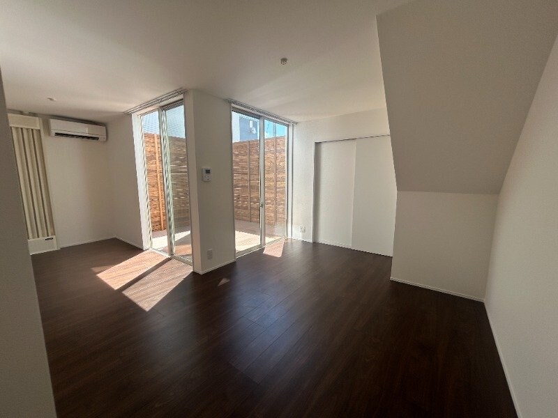 エクリュ上峰の居室・リビング