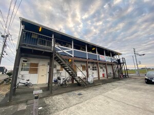 コーポ上峰外観写真