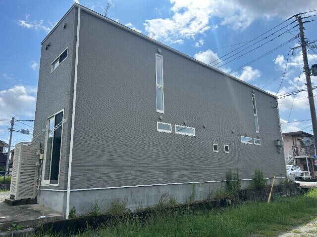 Rizエクリュ轟木の建物外観