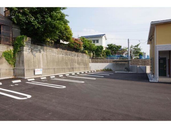 駐車場(駐車場)