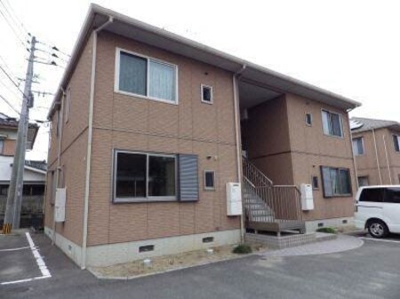 メゾンドクローバーＣ棟外観写真