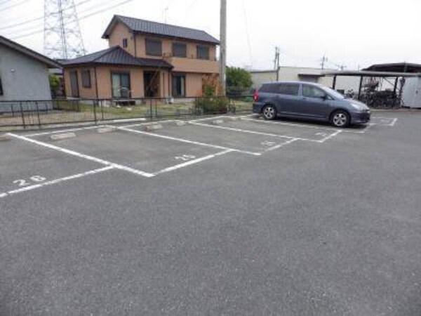 駐車場(駐車場)