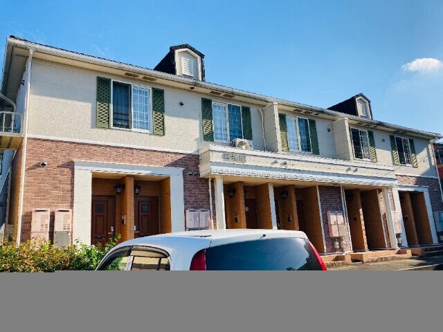 フェアリーヒルズ弐番館の物件外観写真