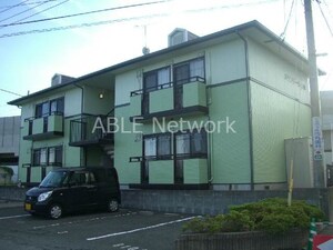 メゾンドール B棟外観写真