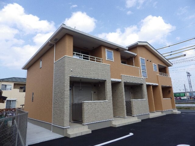 エレガンシア フォレストの物件外観写真