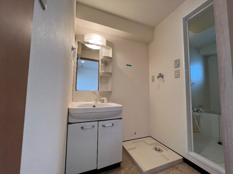 物件内観写真13　(※別号室参考写真)