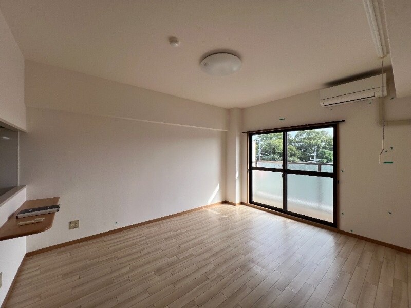 物件内観写真18　(※別号室参考写真)