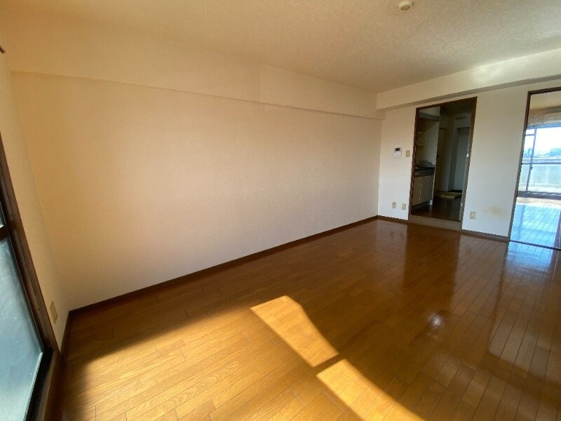 物件内観写真21　(別号室参考写真)