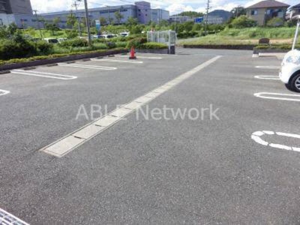 駐車場(駐車場)