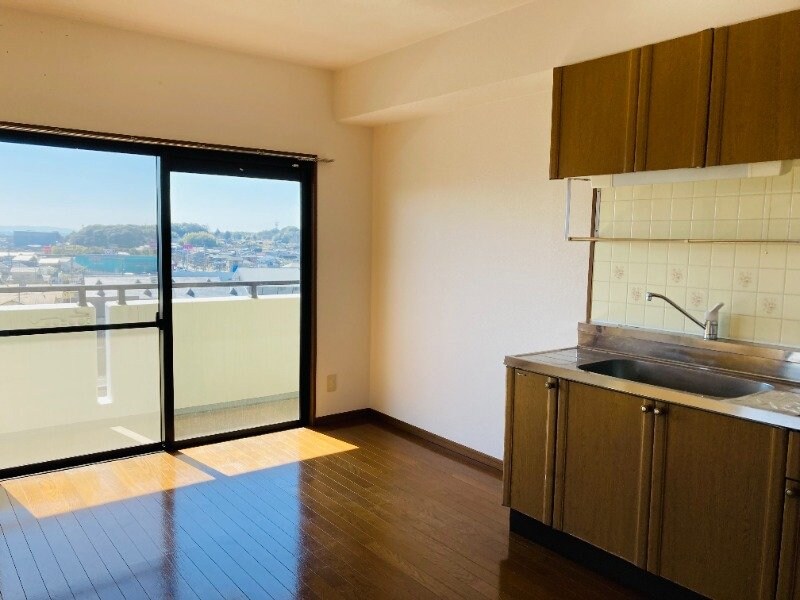 物件内観写真7　(※別号室参考写真)