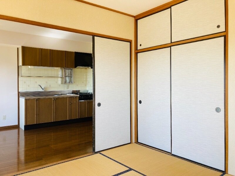 物件内観写真18　(※別号室参考写真)