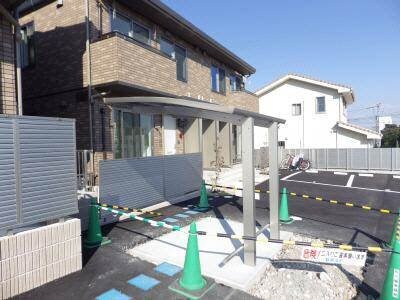 物件外観写真4　(駐輪場)